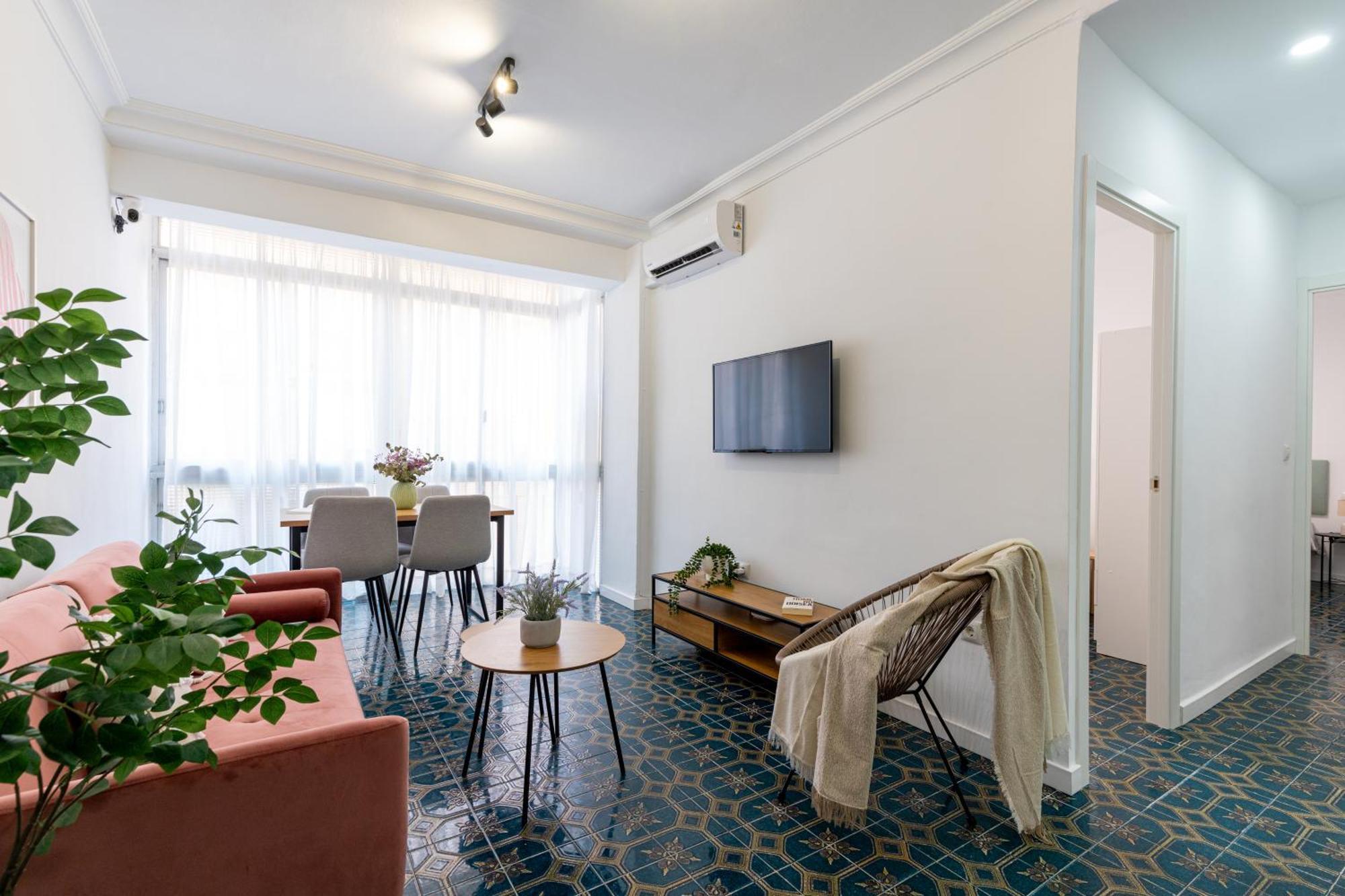 Piso Elegante Y Nuevo De 3 Habitaciones Y 2 Banos 塞维利亚 外观 照片