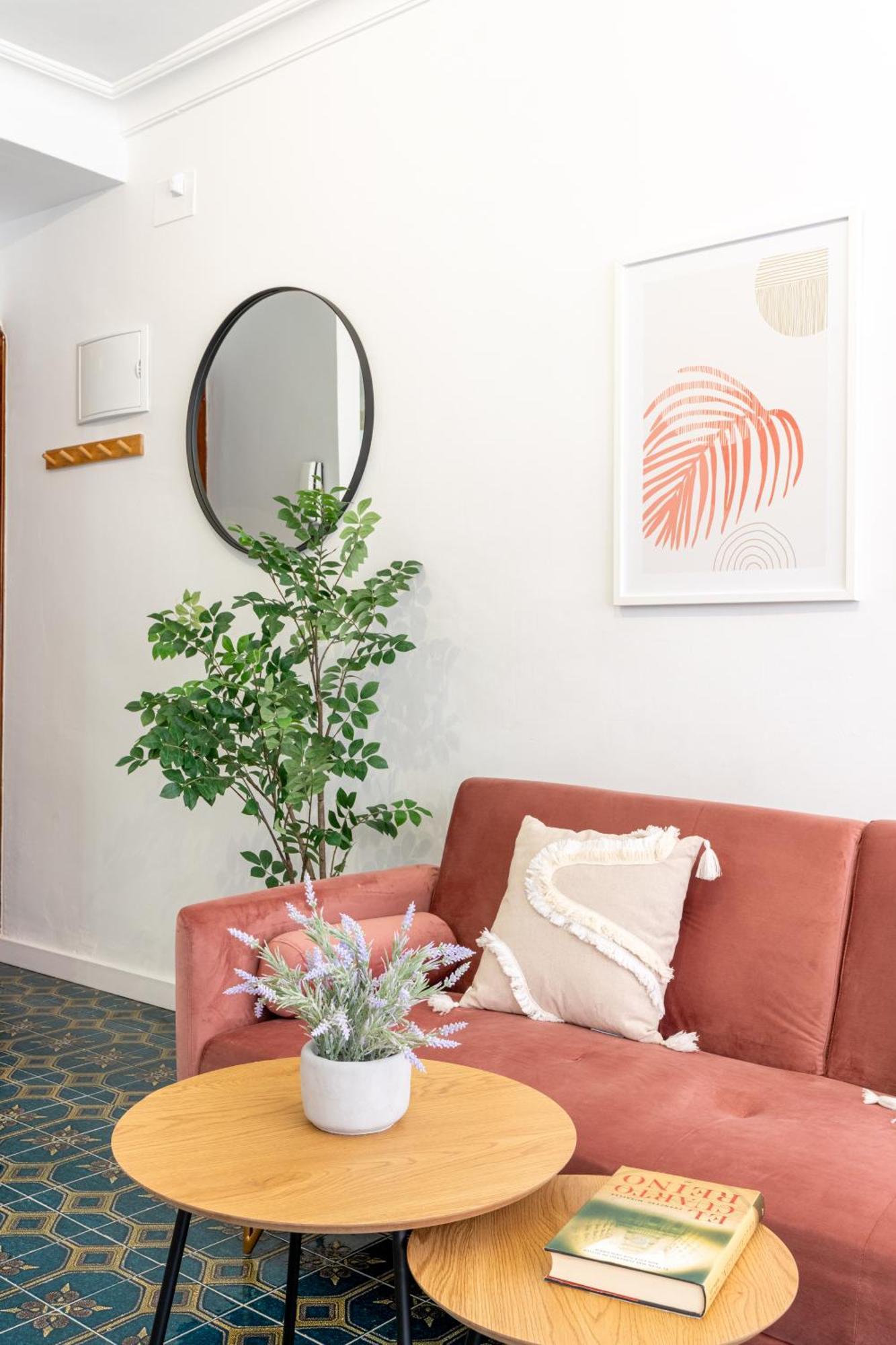 Piso Elegante Y Nuevo De 3 Habitaciones Y 2 Banos 塞维利亚 外观 照片