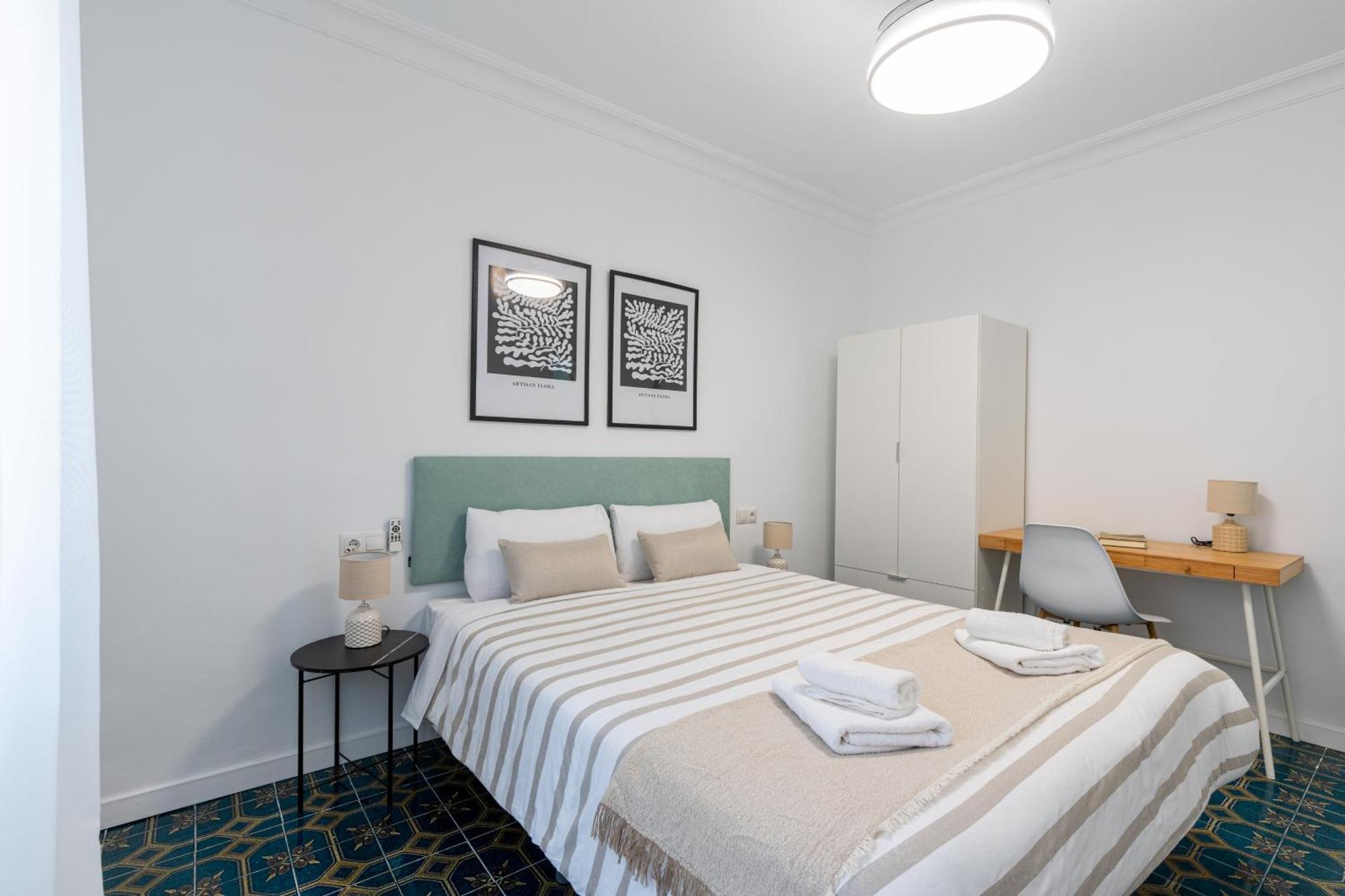 Piso Elegante Y Nuevo De 3 Habitaciones Y 2 Banos 塞维利亚 外观 照片