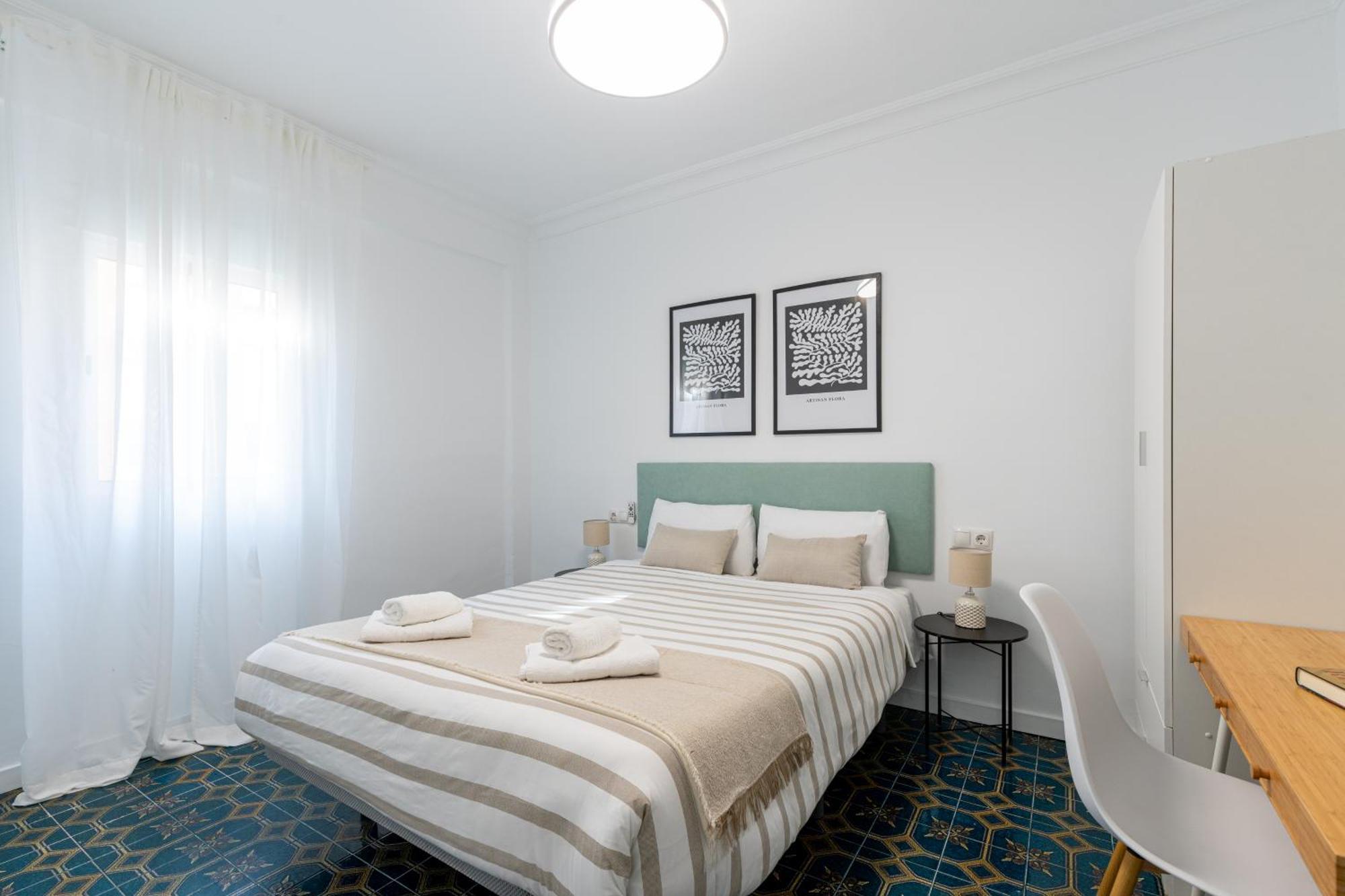 Piso Elegante Y Nuevo De 3 Habitaciones Y 2 Banos 塞维利亚 外观 照片