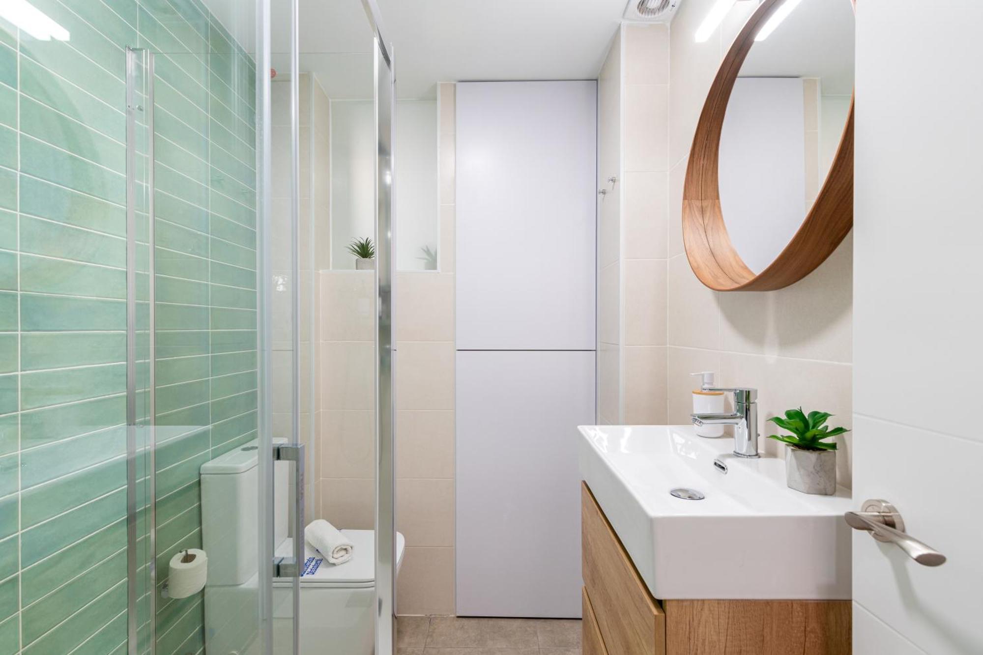 Piso Elegante Y Nuevo De 3 Habitaciones Y 2 Banos 塞维利亚 外观 照片